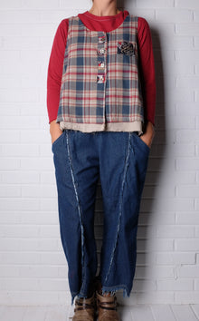  KQ Vest in Plaid