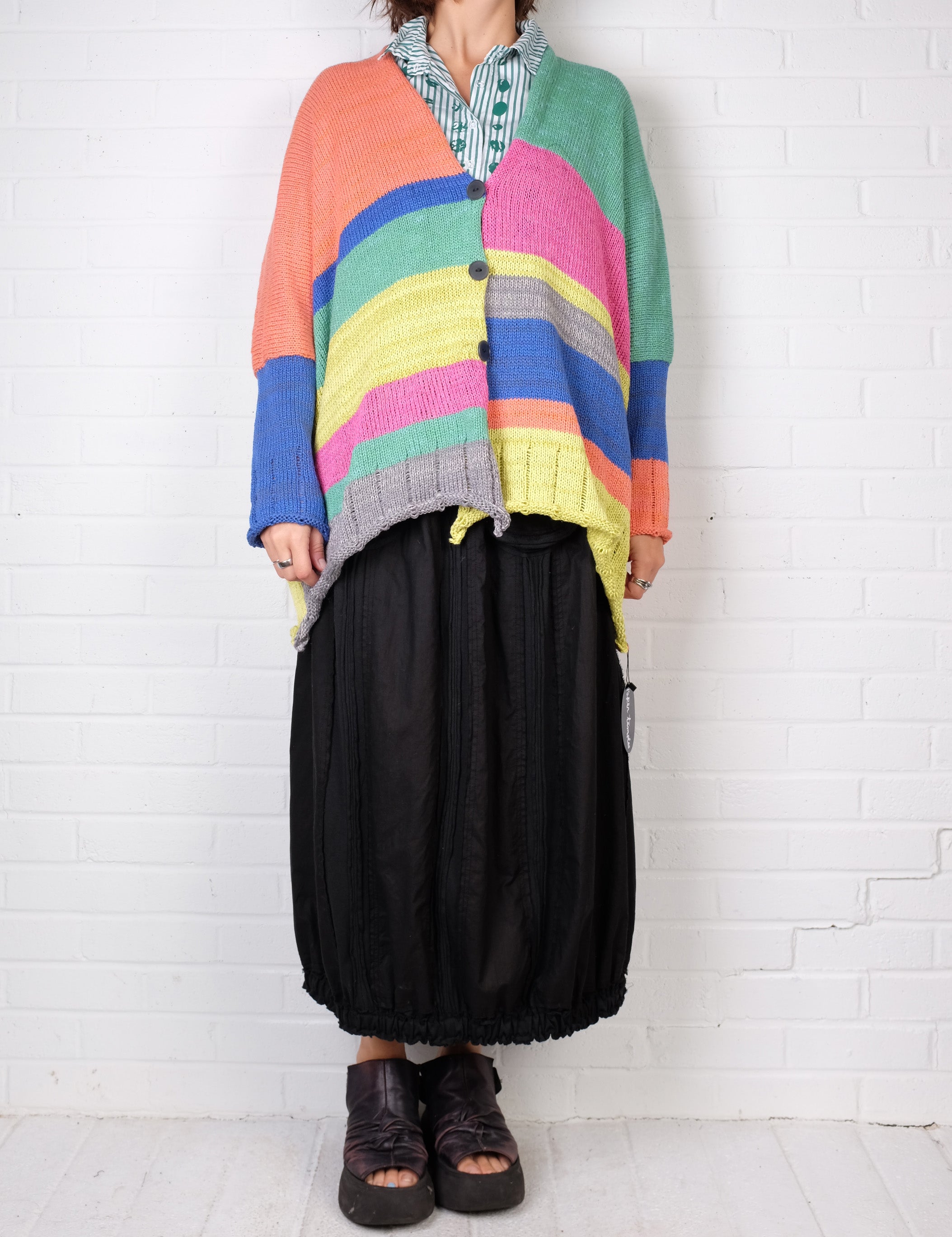 Paper Temples Deep V Cardy in Multi