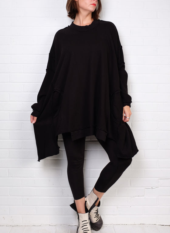 Bodil Pocket Top in Black