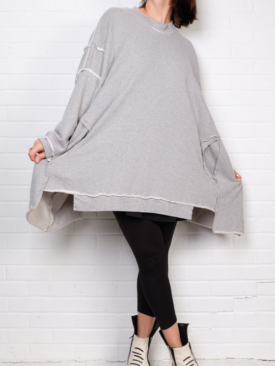 Bodil Pocket Top in Heather Gray