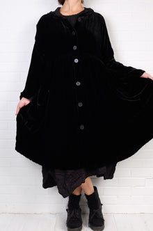 Dress To Kill Black Velvet Hooded Duster