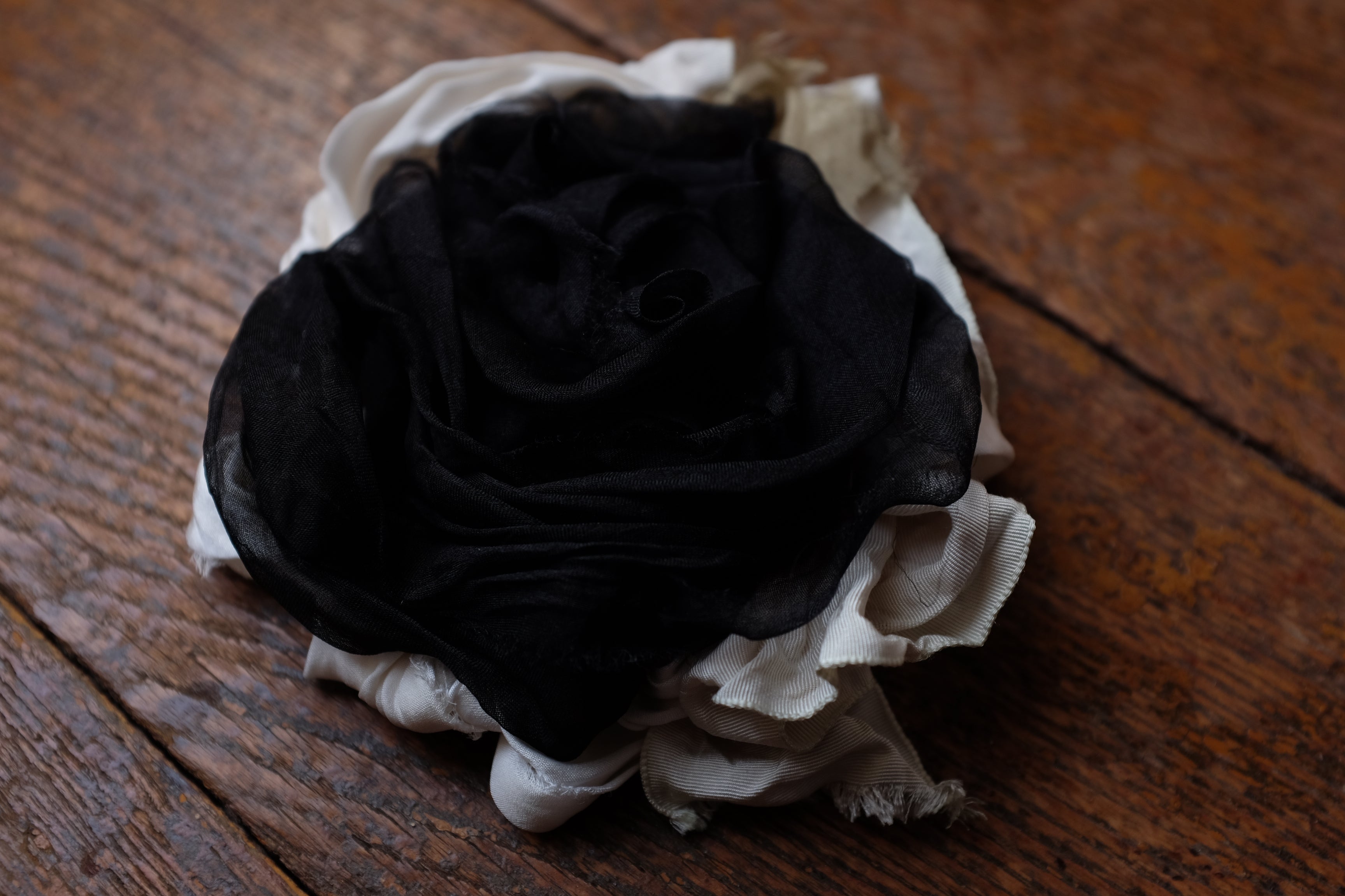 Robin Kaplan Flower Pins (Multiple Colors)