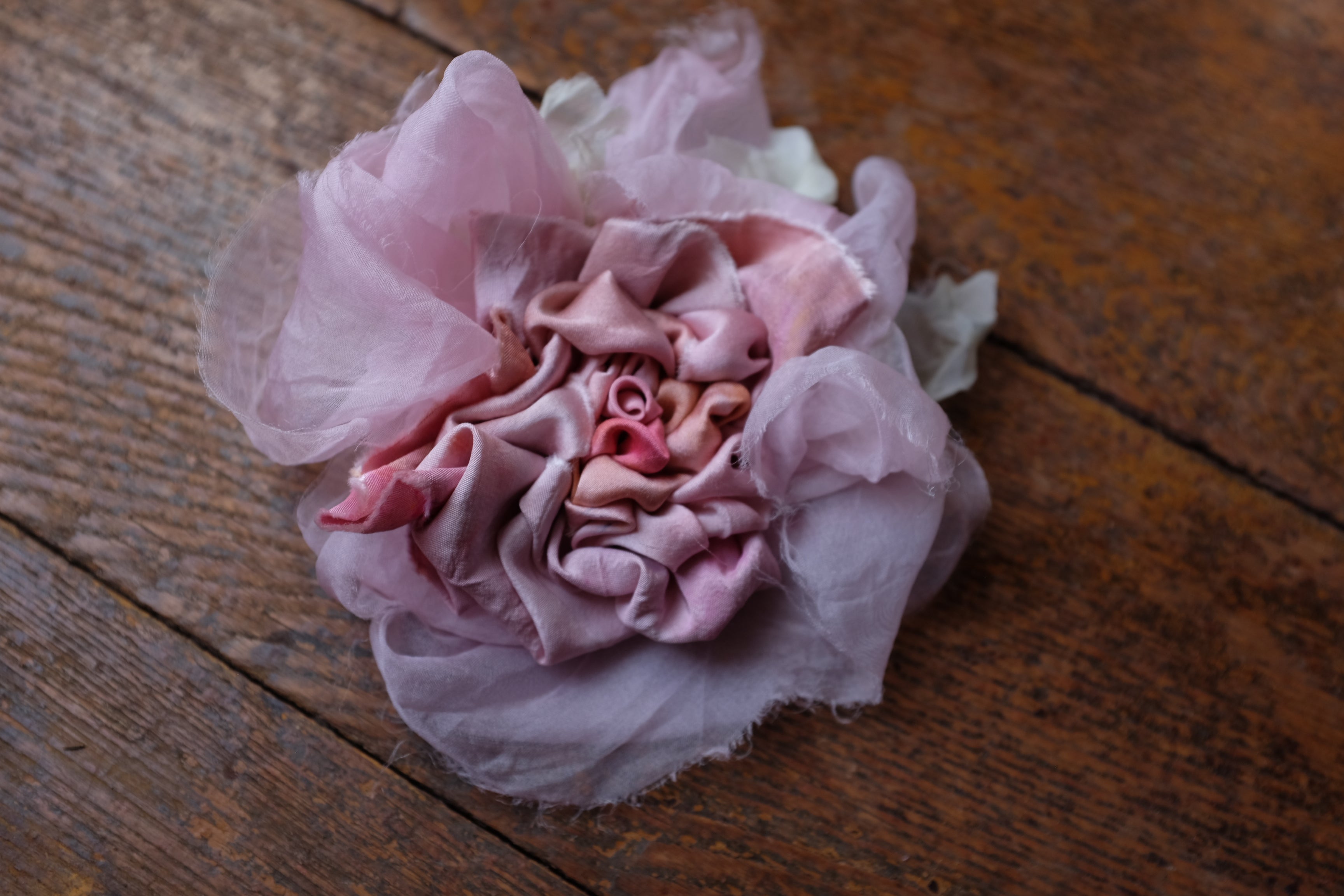 Robin Kaplan Flower Pins (Multiple Colors)
