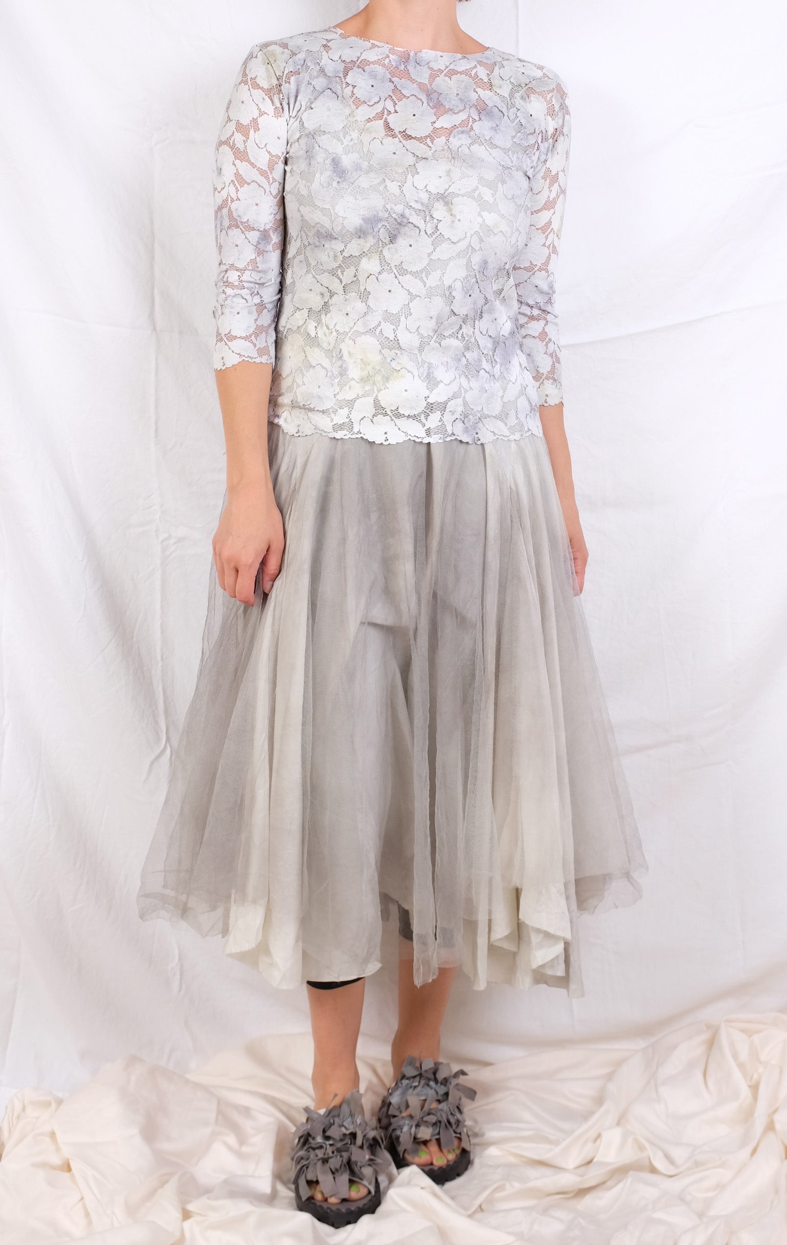 Robin Kaplan Effeto Lace Tee Top (Two Colors)