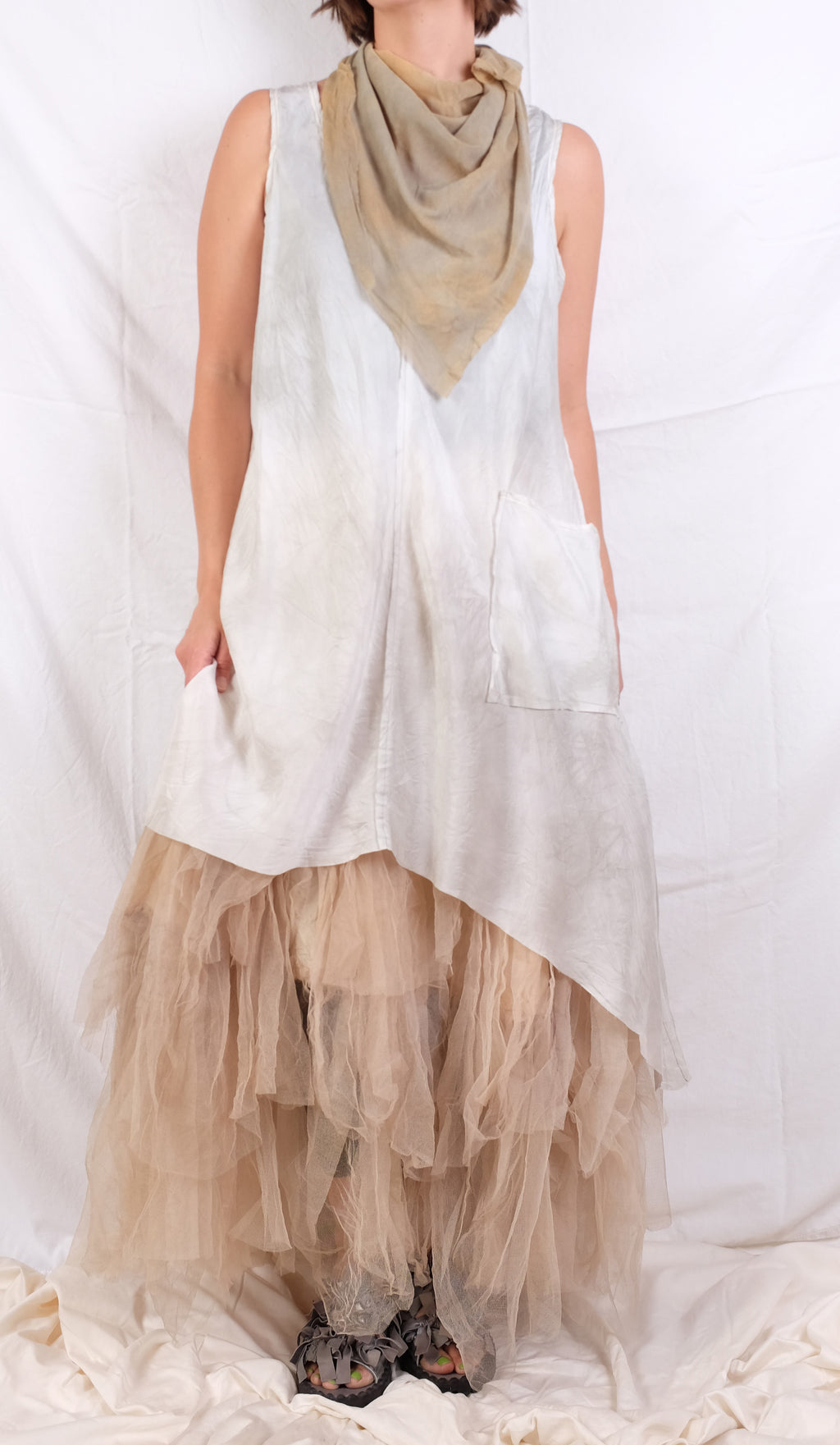 Robin Kaplan Serata Skirt in Champagne