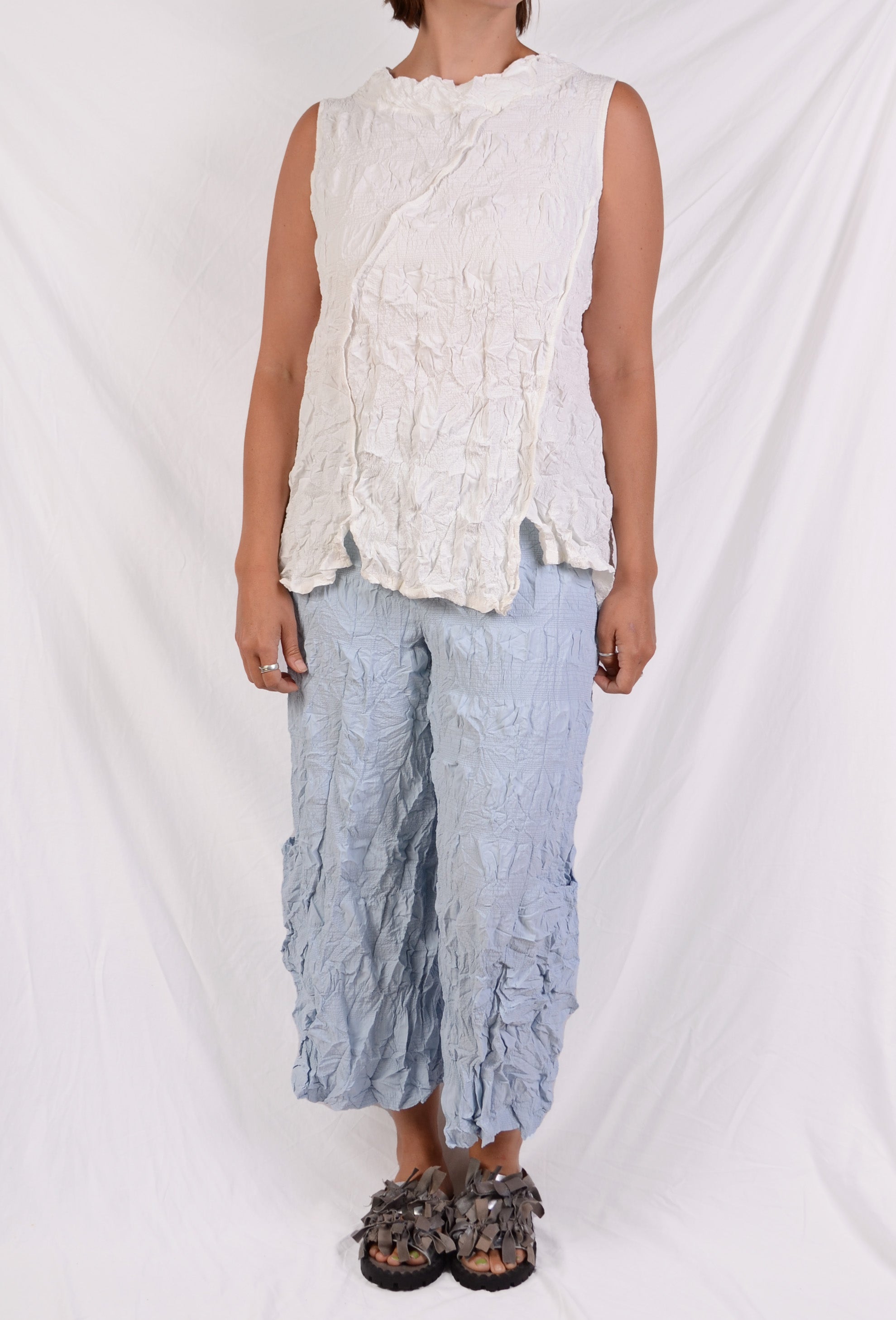 Chalet Levana Tank in White