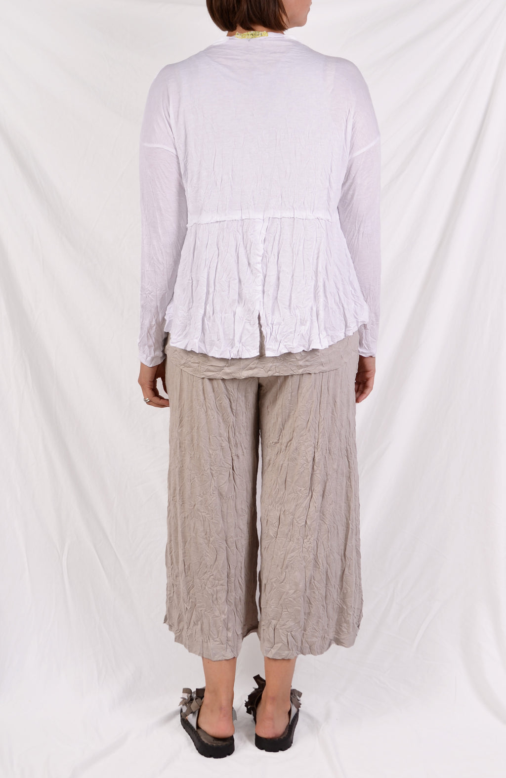 Chalet Caitlin Cardi in White