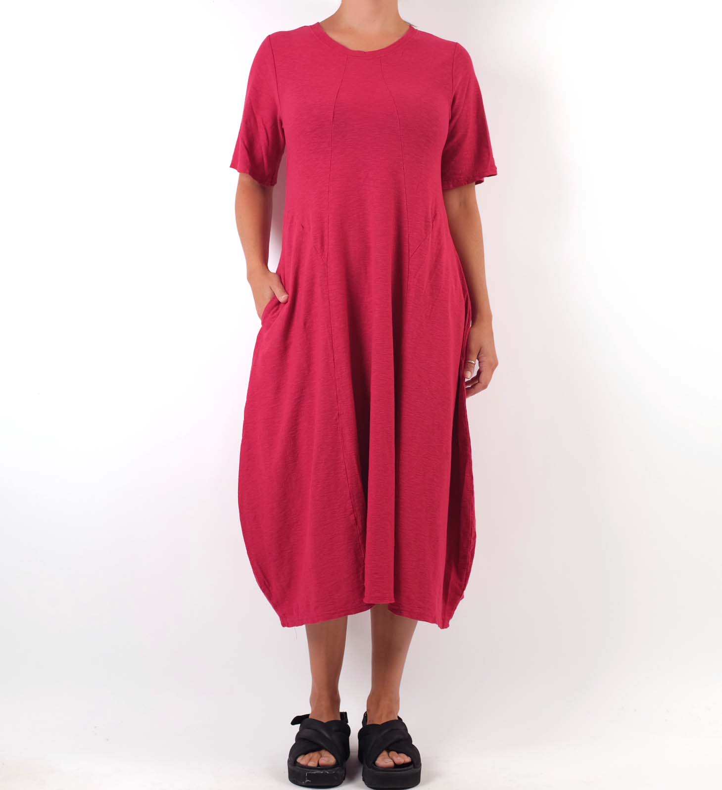 Cutloose Seamed Midi Dress in Cardinal