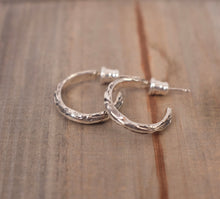  Enri Mars Silver Hoop Earrings