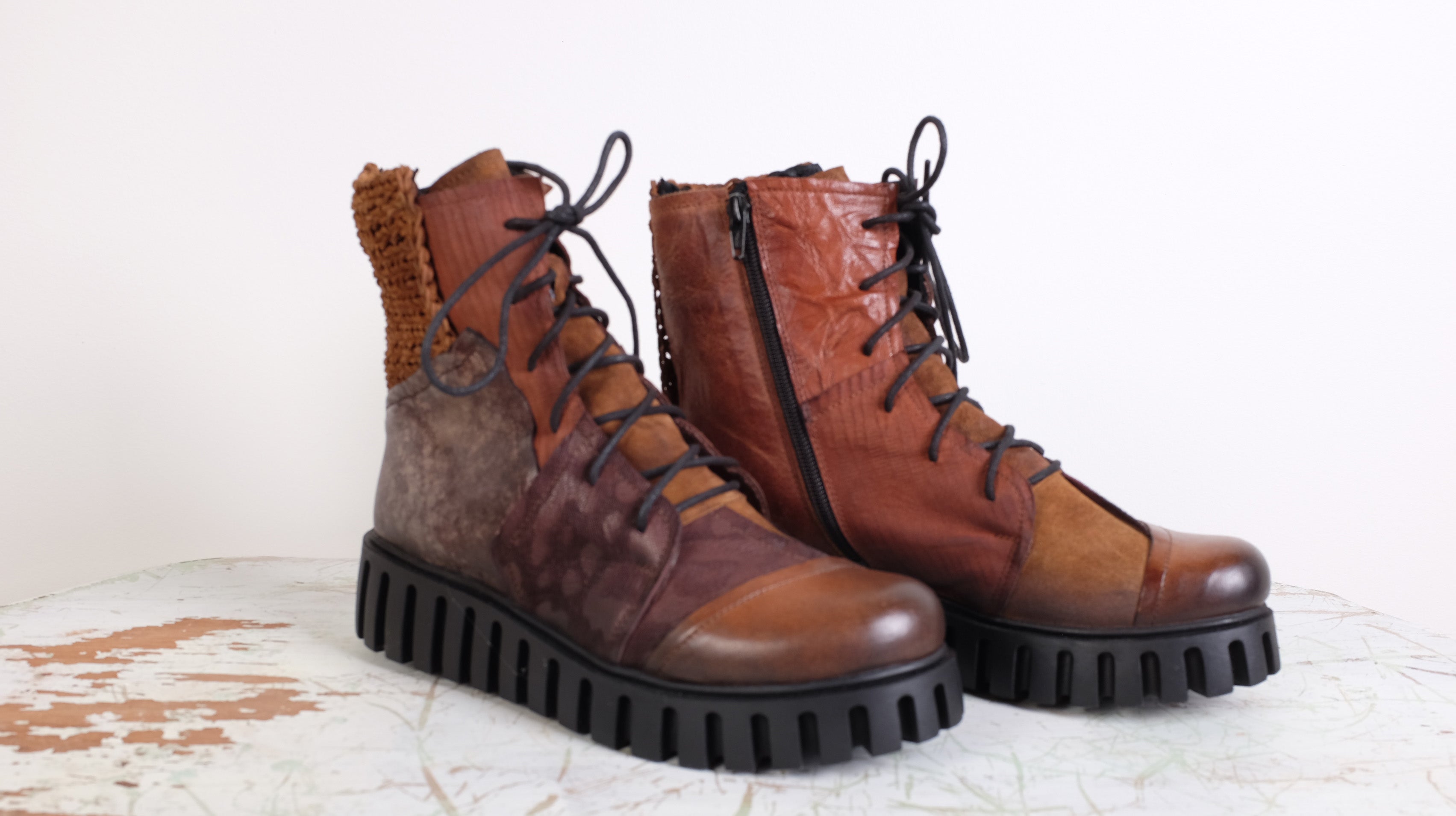Papucei Anastasia in Brown