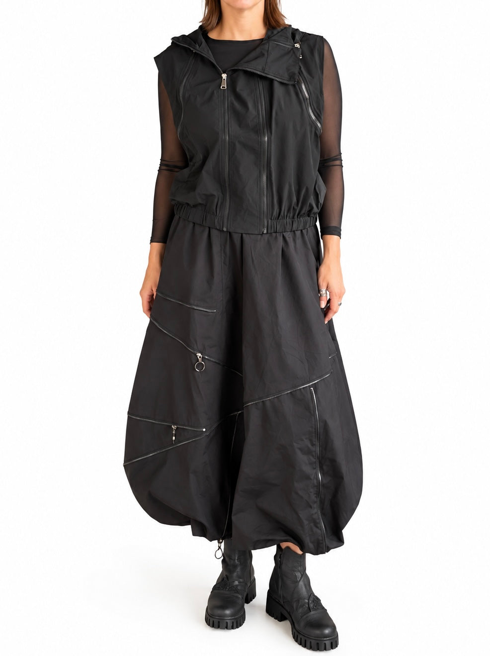 Haako Black Zipper Vest