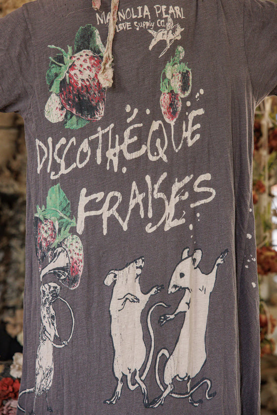 Magnolia Pearl Discotheque Fraises T Dress