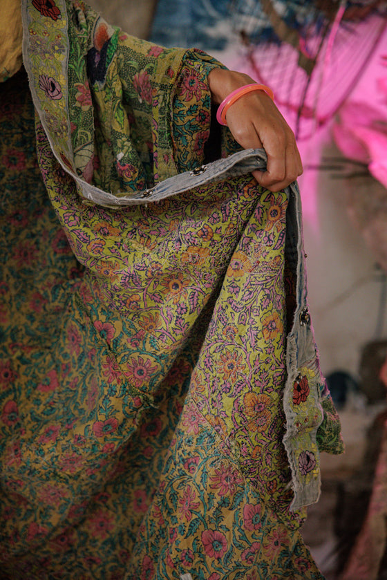 Magnolia Pearl Kontessa Kimono in Passionate