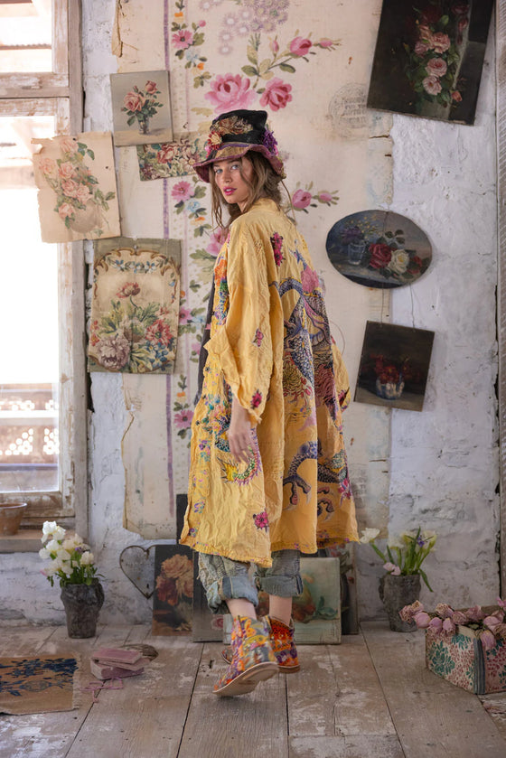 Magnolia Pearl Dragon Romani Kimono