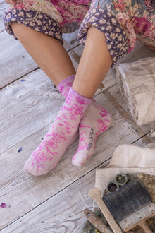  Magnolia Pearl Vol Du Jardin MP Socks in Sorrengail