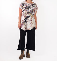  Cynthia Ashby Ivy Tee with Flock in On the Rocks