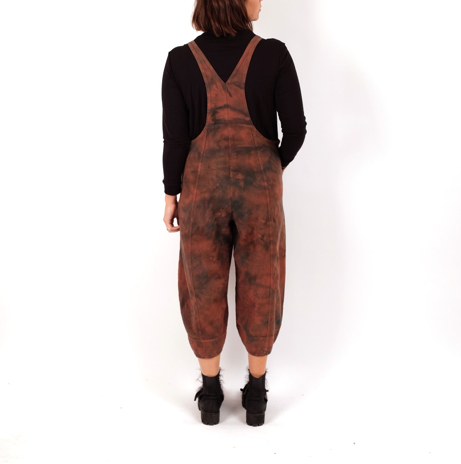 Cynthia Ashby Vernon Overall in Outback