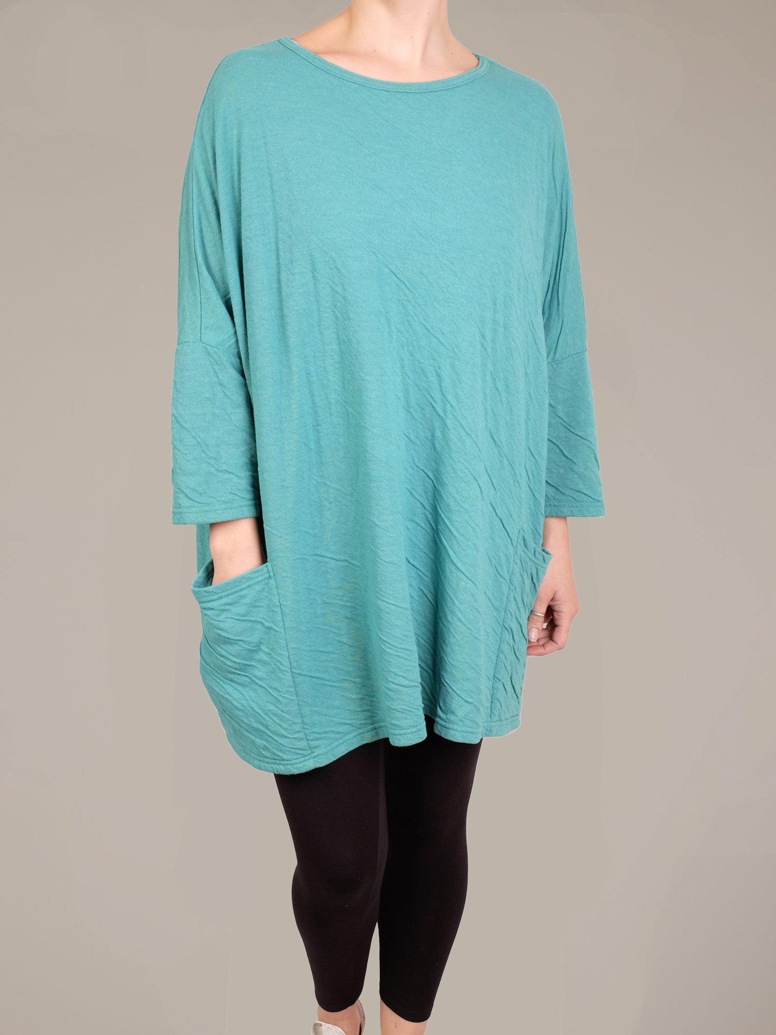 Cutloose One Size Pullover (Multiple Colors)