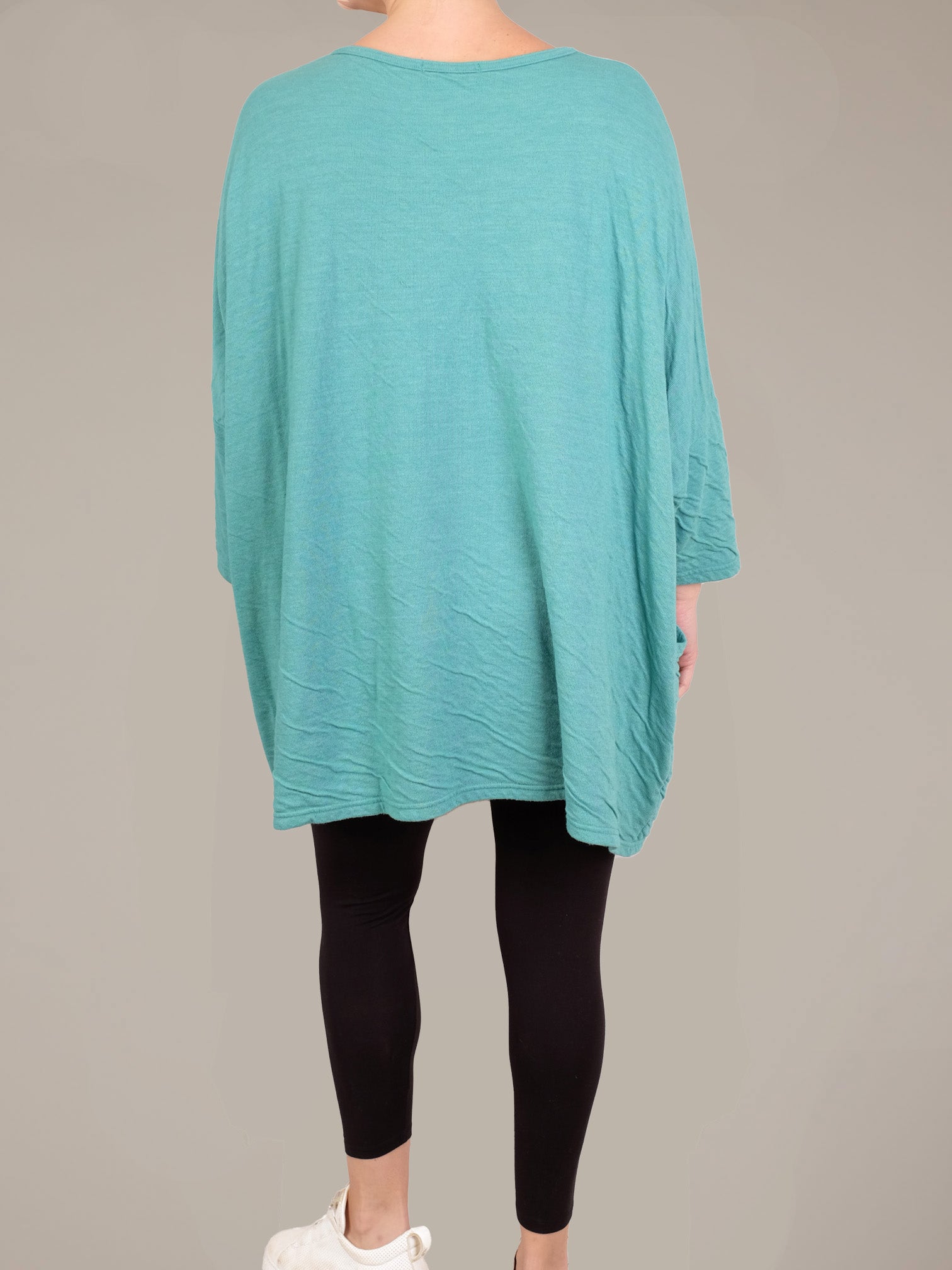 Cutloose One Size Pullover (Multiple Colors)