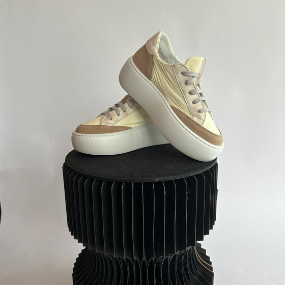 Andia Fora Italian Made Neutral Sneaker